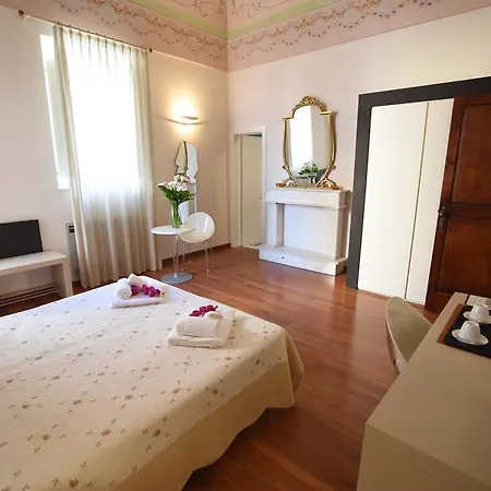 Bed & Breakfast Barone Liberty Boutique & 4*