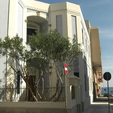 Bed & Breakfast Barone Liberty & Luxury Spa-boutique 4*