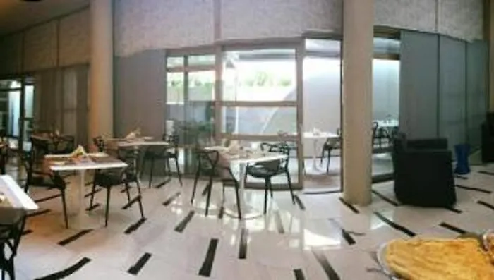 Barone Liberty Boutique & Галліполі